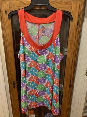 Coral Trim Floral Tank Top - Jennifer Lopez